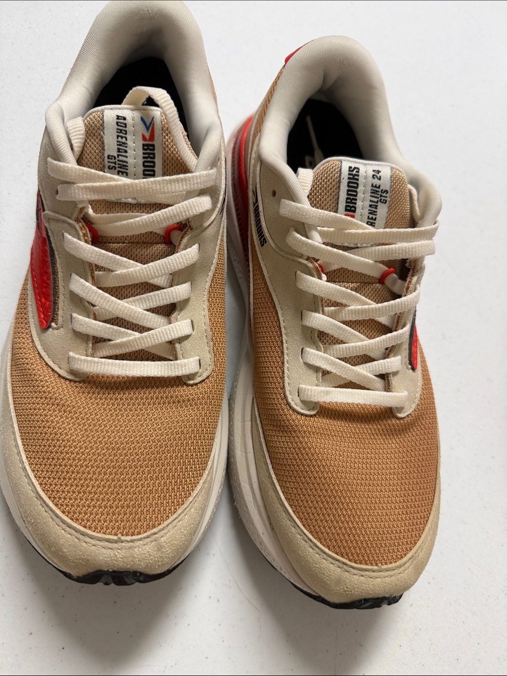 Brooks Sneakers in Tan, Cream & Red Accent